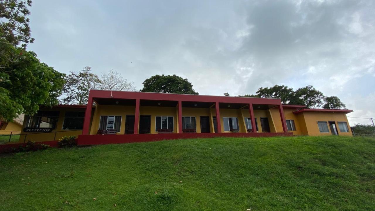Hotel Puerto San Luis Tilaran Exterior photo