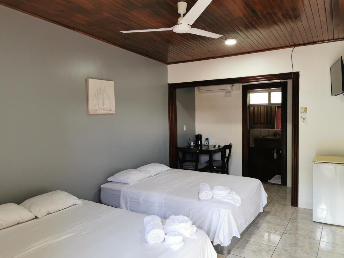 Hotel Puerto San Luis Tilaran Exterior photo