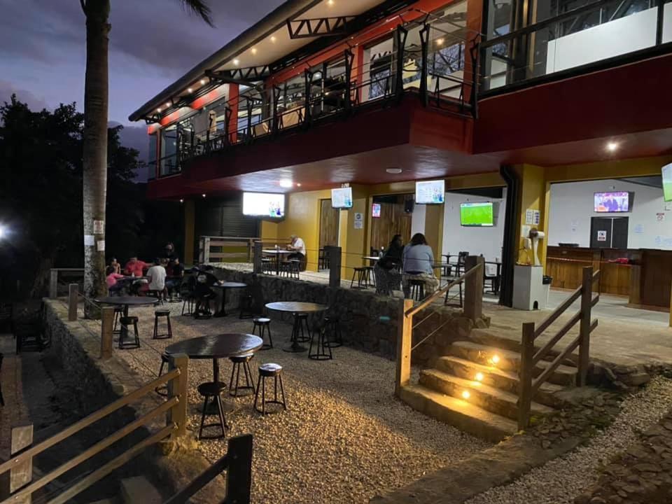 Hotel Puerto San Luis Tilaran Exterior photo