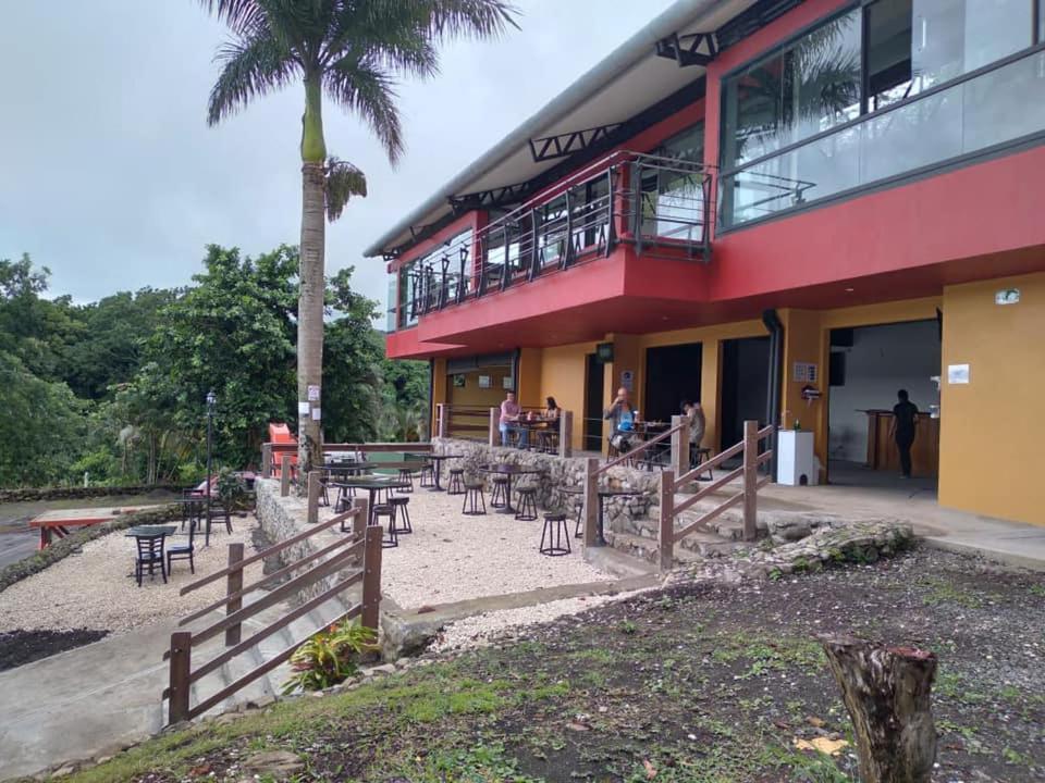 Hotel Puerto San Luis Tilaran Exterior photo