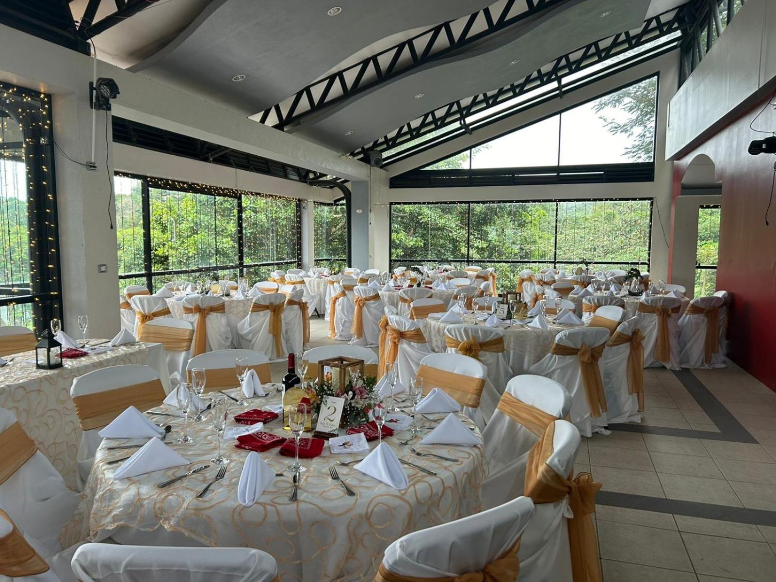 Hotel Puerto San Luis Tilaran Exterior photo